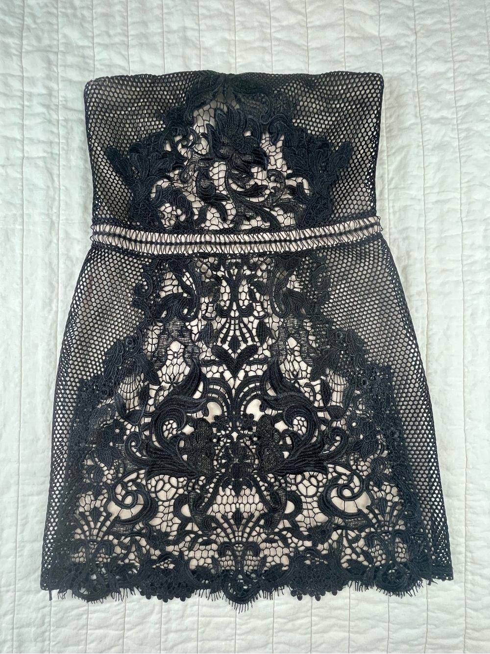 Express Strapless Black Lace Fishnet Overlay Dress Size 6